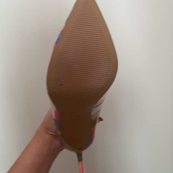 Multi color Steve Madden pumps size 8 - Picture 2 of 2